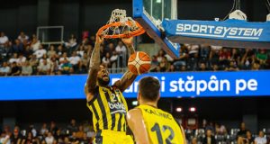 Fenerbahçe'ye Derrick Williams'ın sayıları yetmedi!