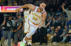 Stephen Curry'nin sahalara geri döndü! Warriors'a yetmedi