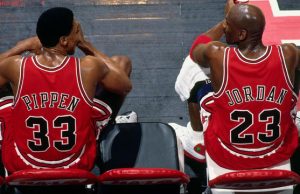 "Scottie Pippen'ın Jordan'a karşı kıskaçlığı belli"